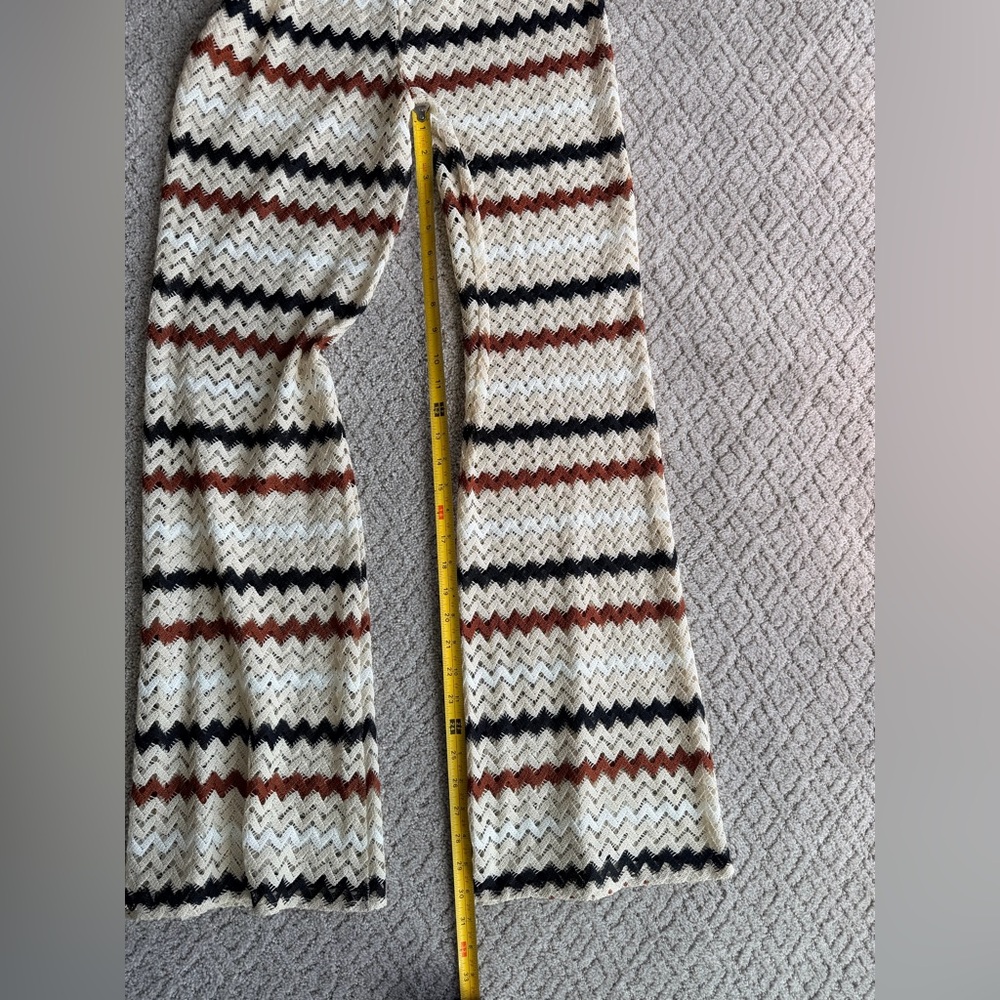 NWT Mister Zimi Resort-Wear Multi Color Chevron
Knit Ibiza Set. Size Small - Picture 5 of 8